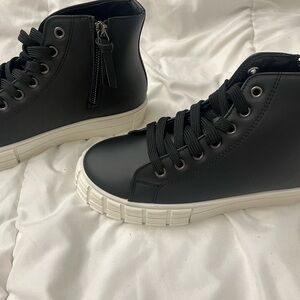 Black High-Top Women's Booties